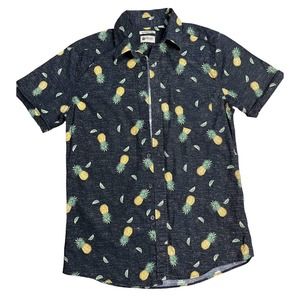 Haggar Button Up Shirt Mens Size Medium Stretch Hawaiian Pineapple Pocket